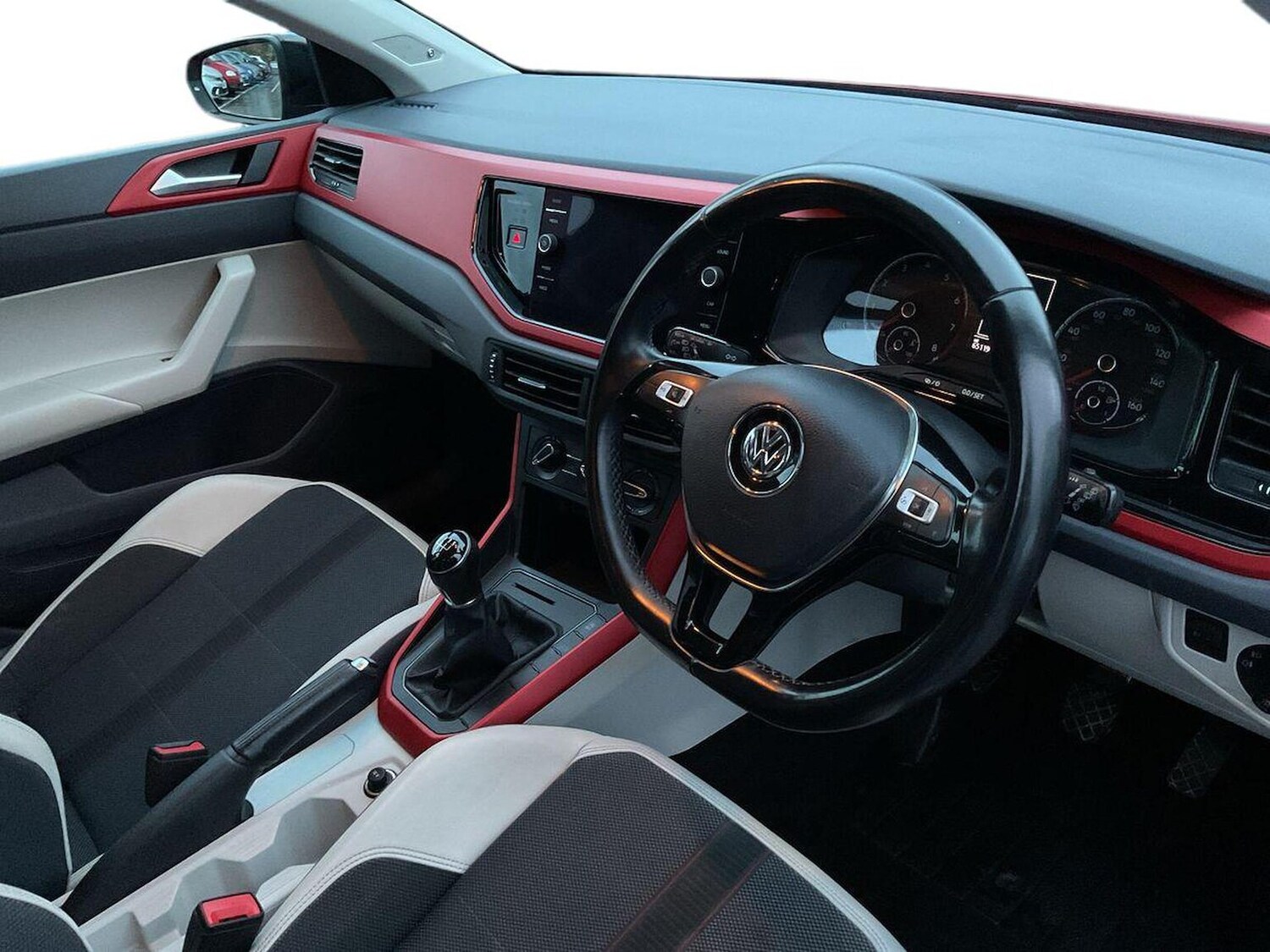 Used Volkswagen Polo 2018 for sale - 76526120: Photo 15