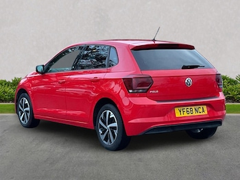 Used Volkswagen Polo 2018 for sale - 76526120: Photo