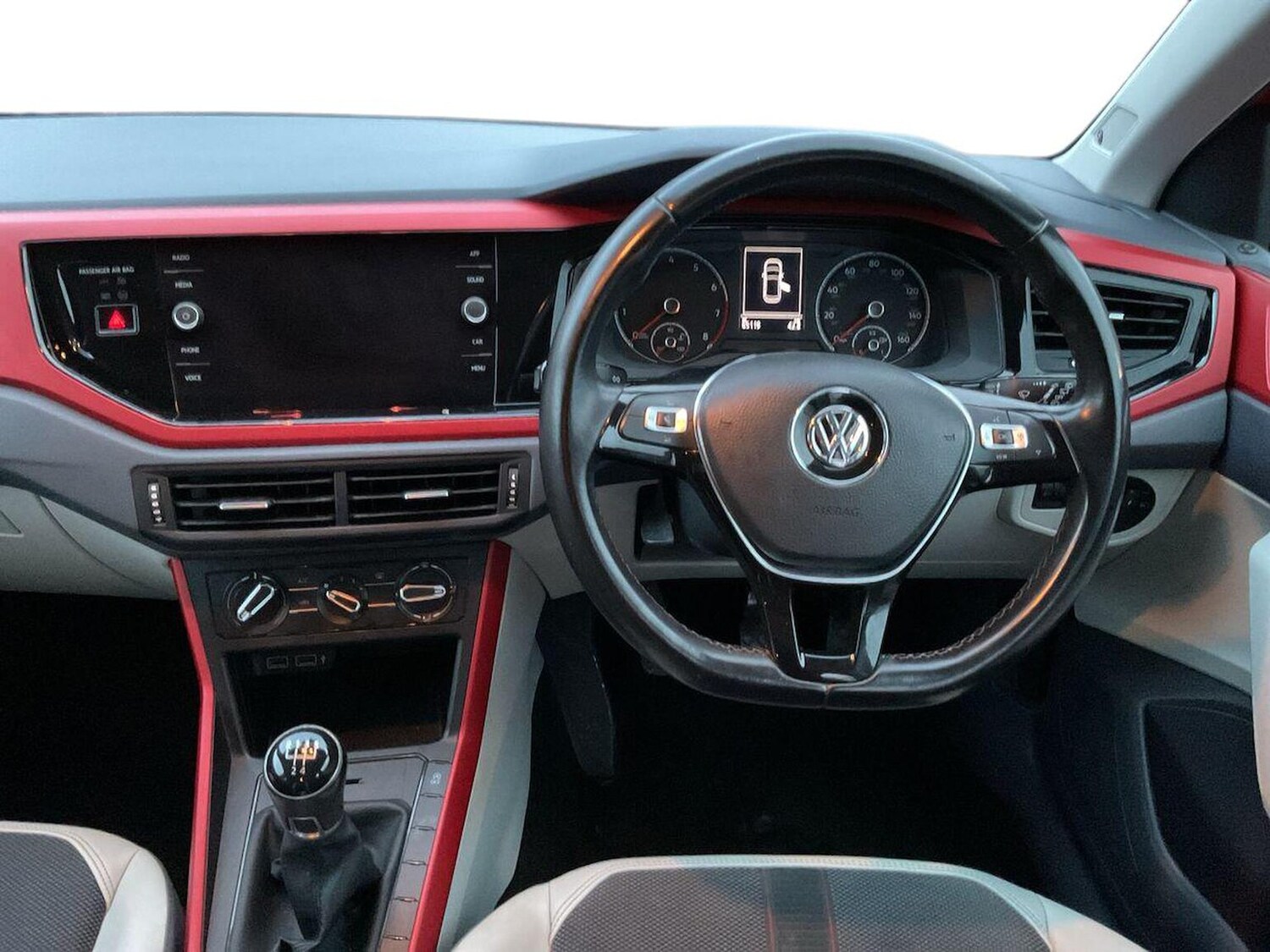 Used Volkswagen Polo 2018 for sale - 76526120: Photo 9