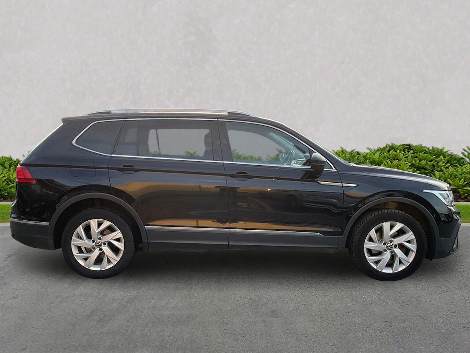 Used Volkswagen Tiguan Allspace 2022 for sale - 76559745: Photo 3