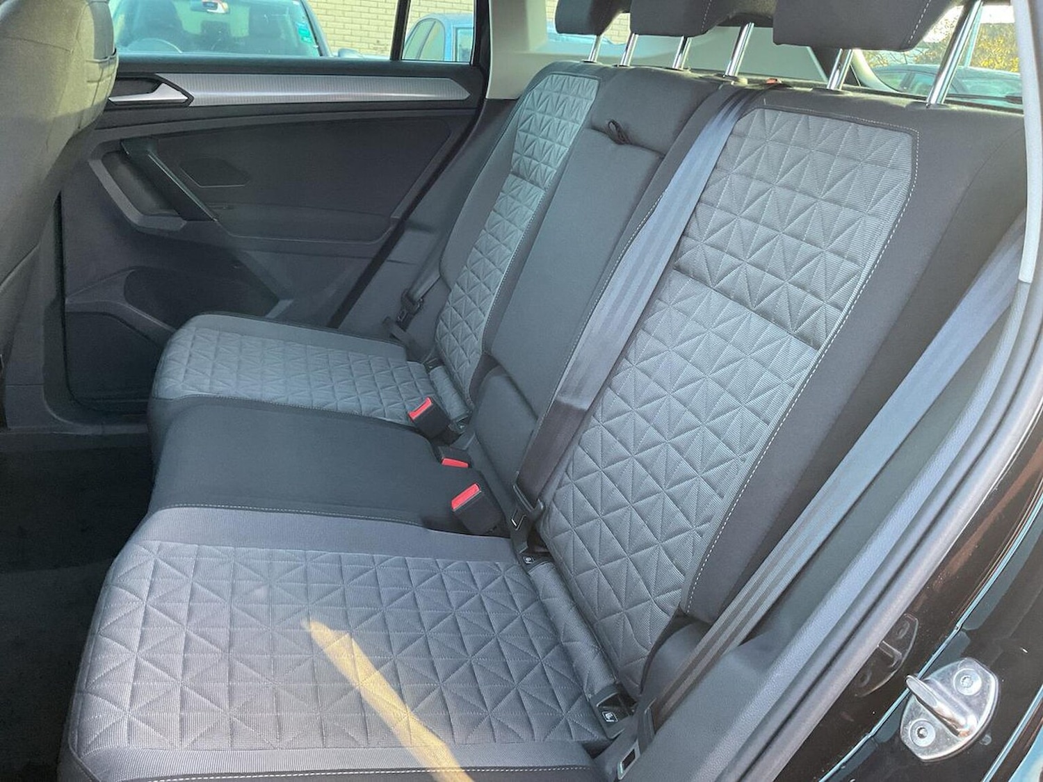 Used Volkswagen Tiguan 2021 for sale - 76893271: Photo 16