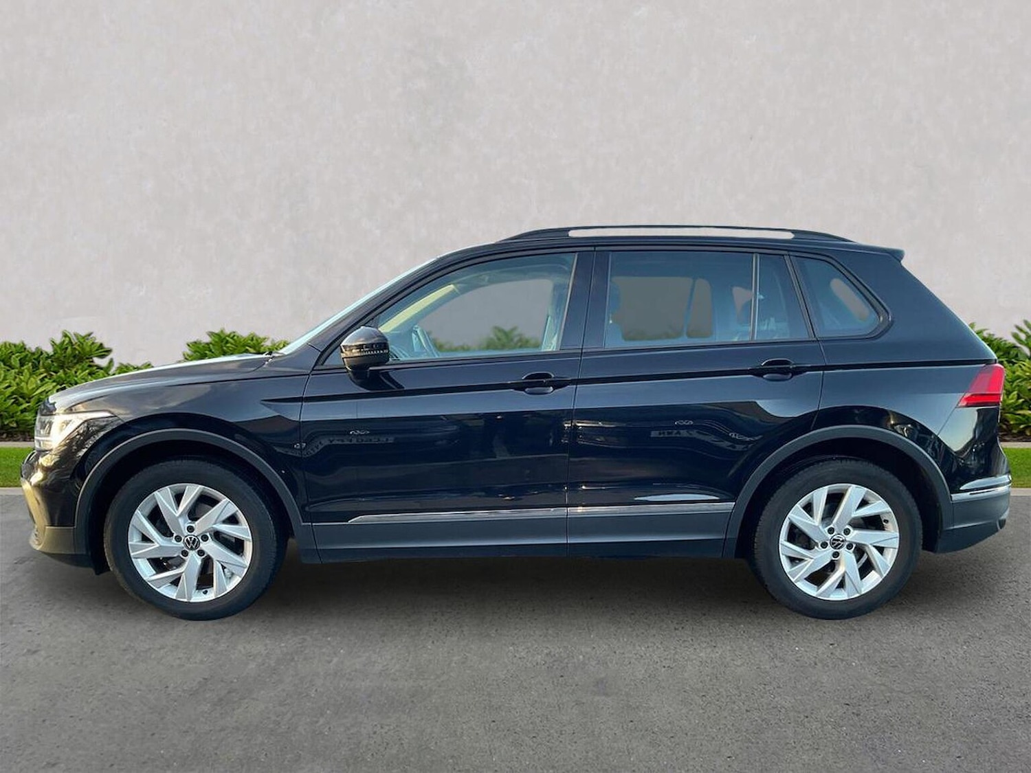 Used Volkswagen Tiguan 2021 for sale - 76893271: Photo 19