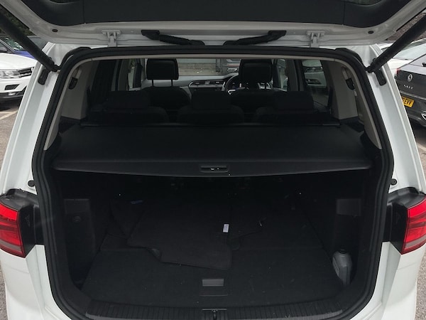 Used Volkswagen Touran 2024 for sale - 75724630: Photo 17