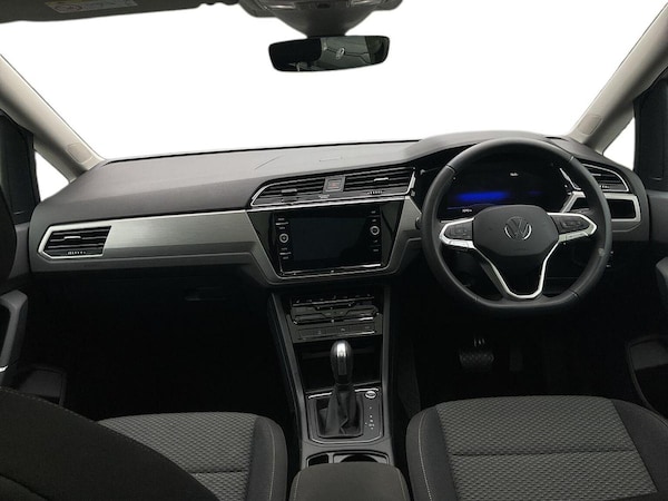Used Volkswagen Touran 2024 for sale - 75724630: Photo 8