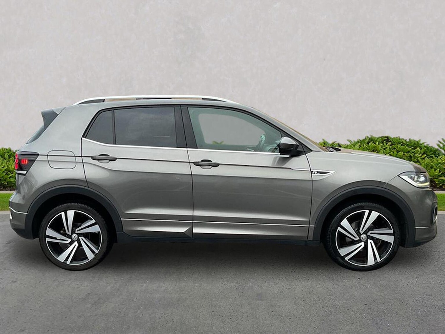 Used Volkswagen T-Cross 2019 for sale - 76471107: Photo 3