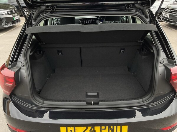 Used Volkswagen Polo 2024 for sale - 76264368: Photo 17