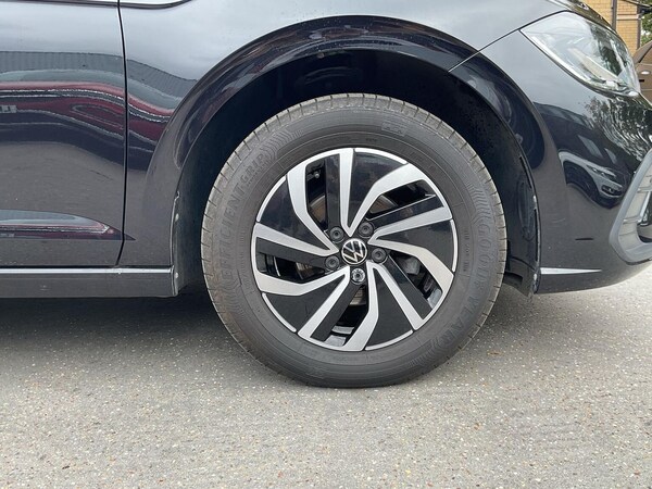 Used Volkswagen Polo 2024 for sale - 76264368: Photo 6