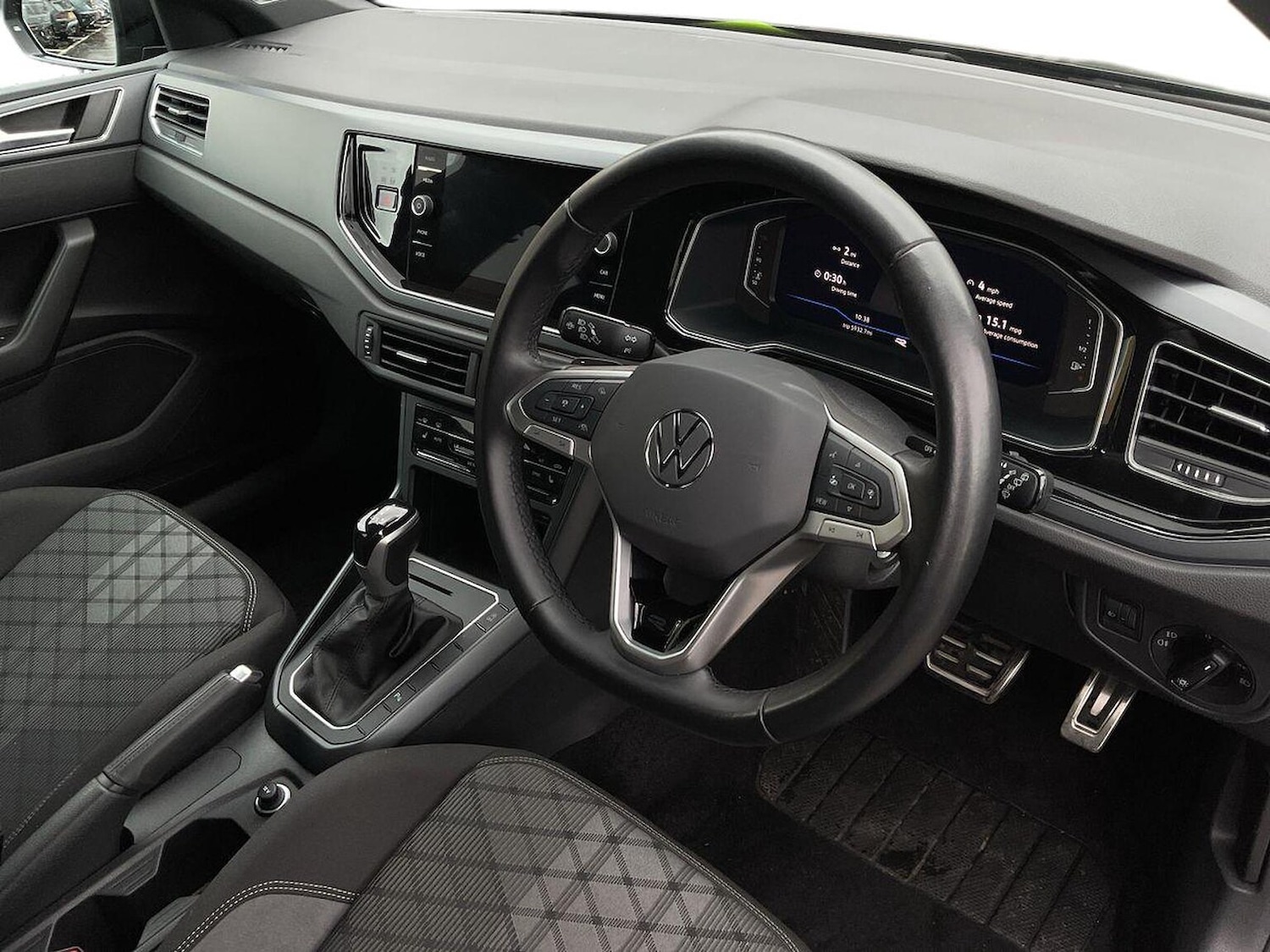 Used Volkswagen Polo 2024 for sale - 76369191: Photo 15
