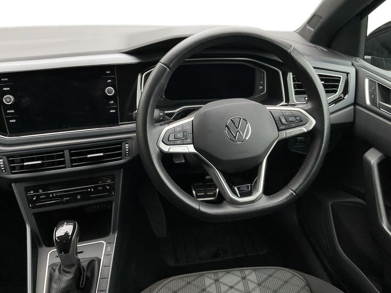 Used Volkswagen Polo 2024 for sale - 76369191: Photo 9
