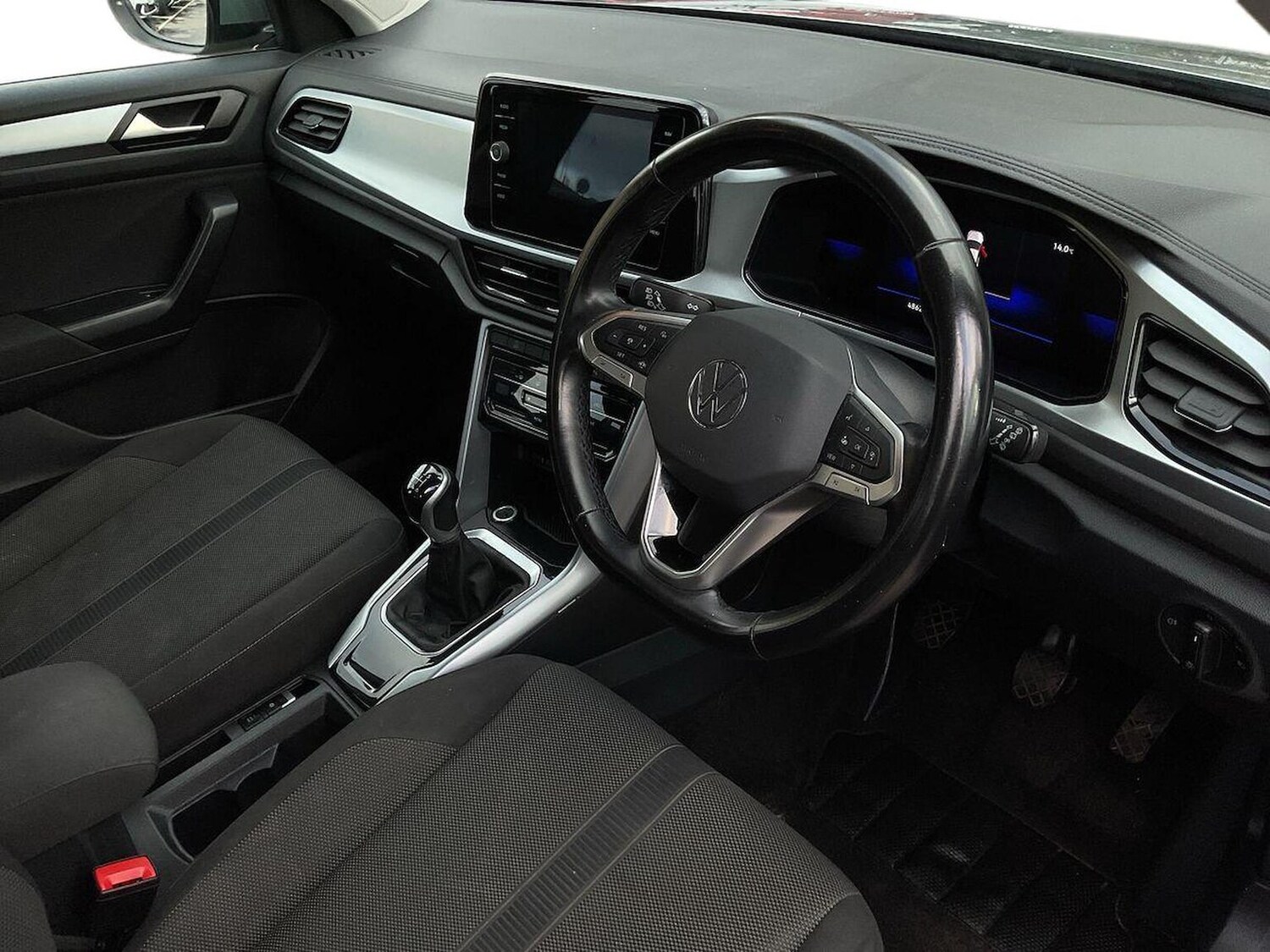 Used Volkswagen T-Roc 2022 for sale - 76526116: Photo 15