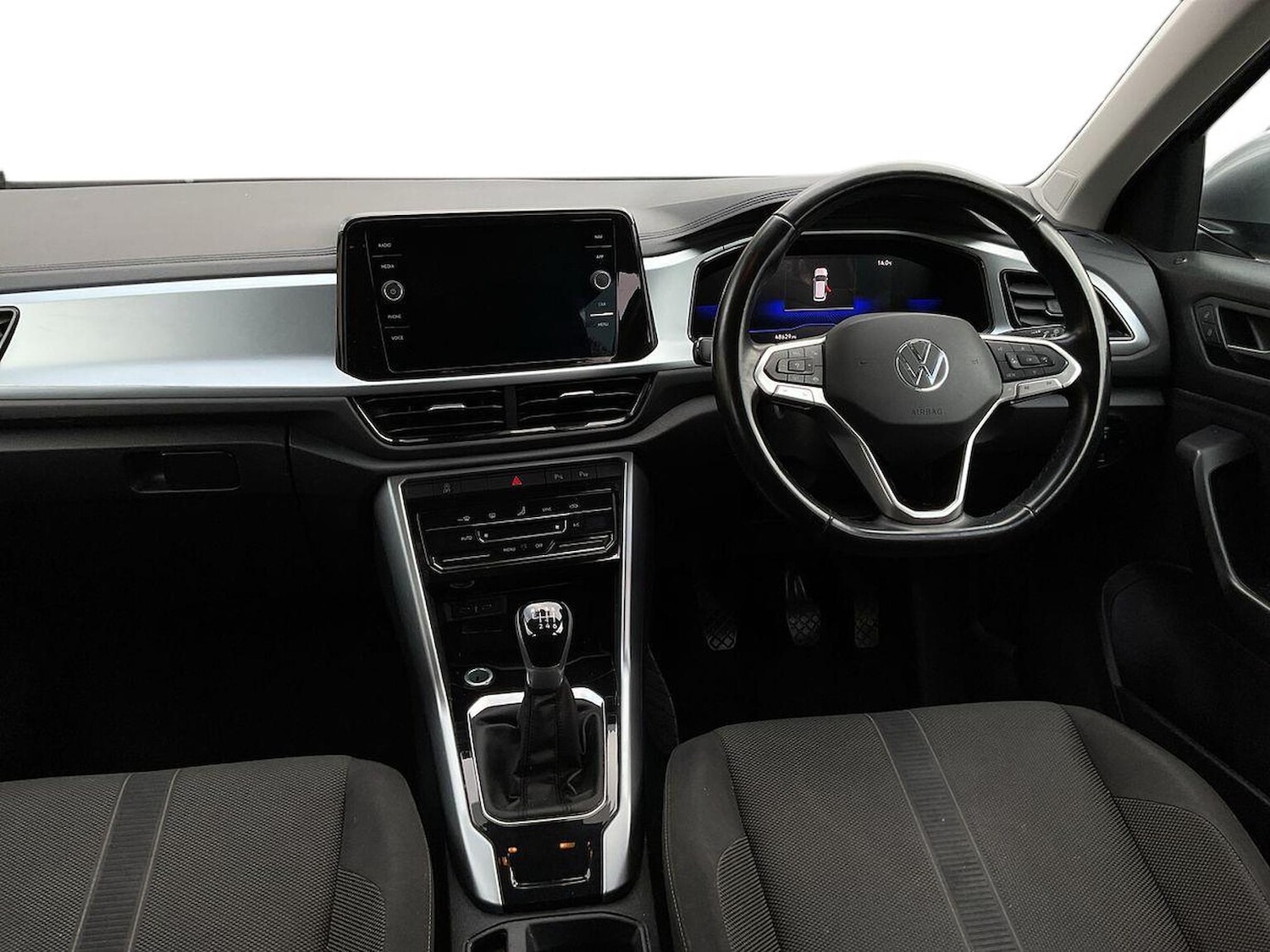 Used Volkswagen T-Roc 2022 for sale - 76526116: Photo 8