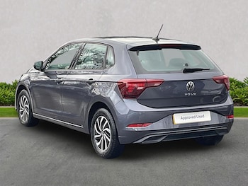 Used Volkswagen Polo 2024 for sale - 77487588: Photo