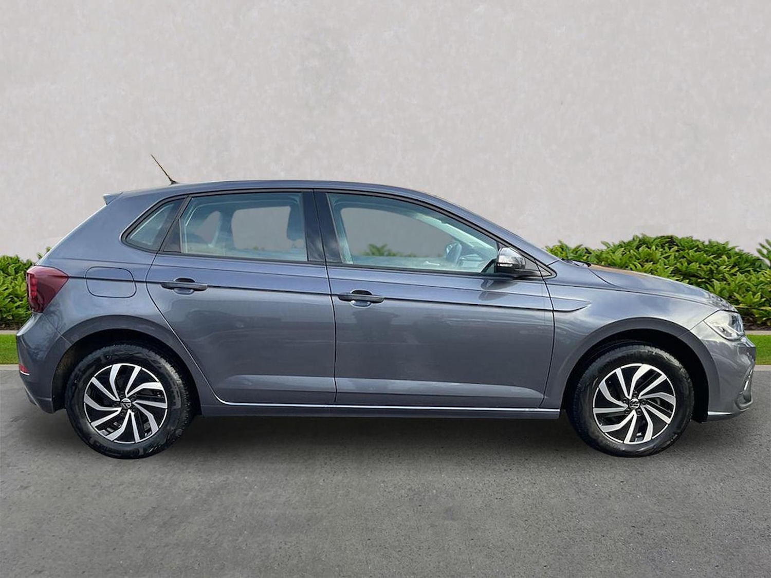 Used Volkswagen Polo 2024 for sale - 77487588: Photo 3