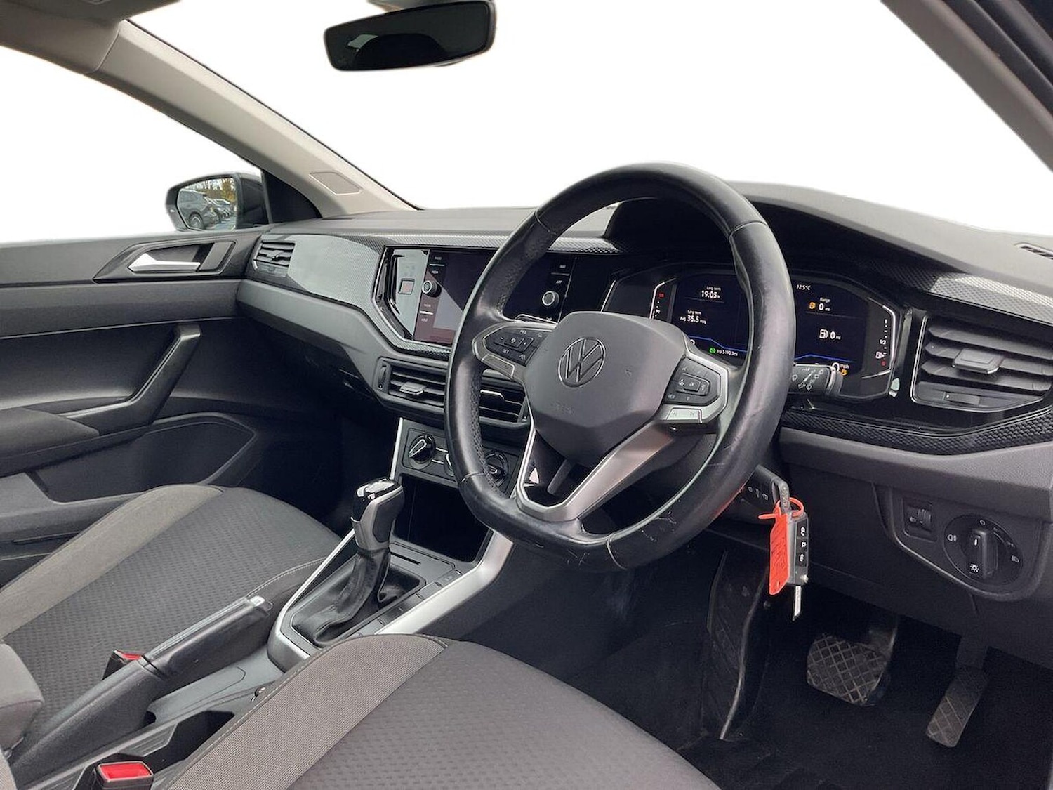 Used Volkswagen Polo 2022 for sale - 76864054: Photo 15