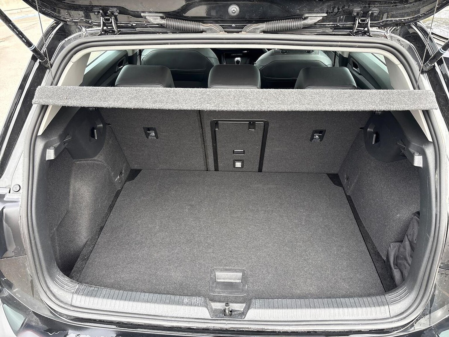 Used Volkswagen Golf 2025 for sale - 78194516: Photo 17