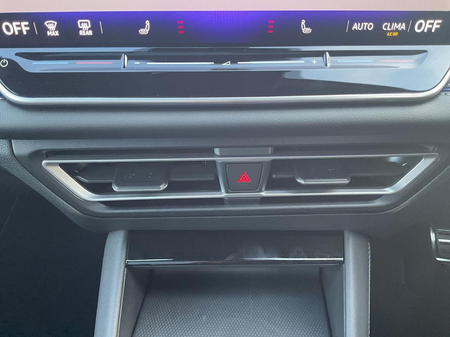 Used Volkswagen Tiguan 2025 for sale - 77528865: Photo 12