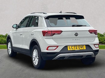 Used Volkswagen T-Roc 2023 for sale - 75766759: Photo