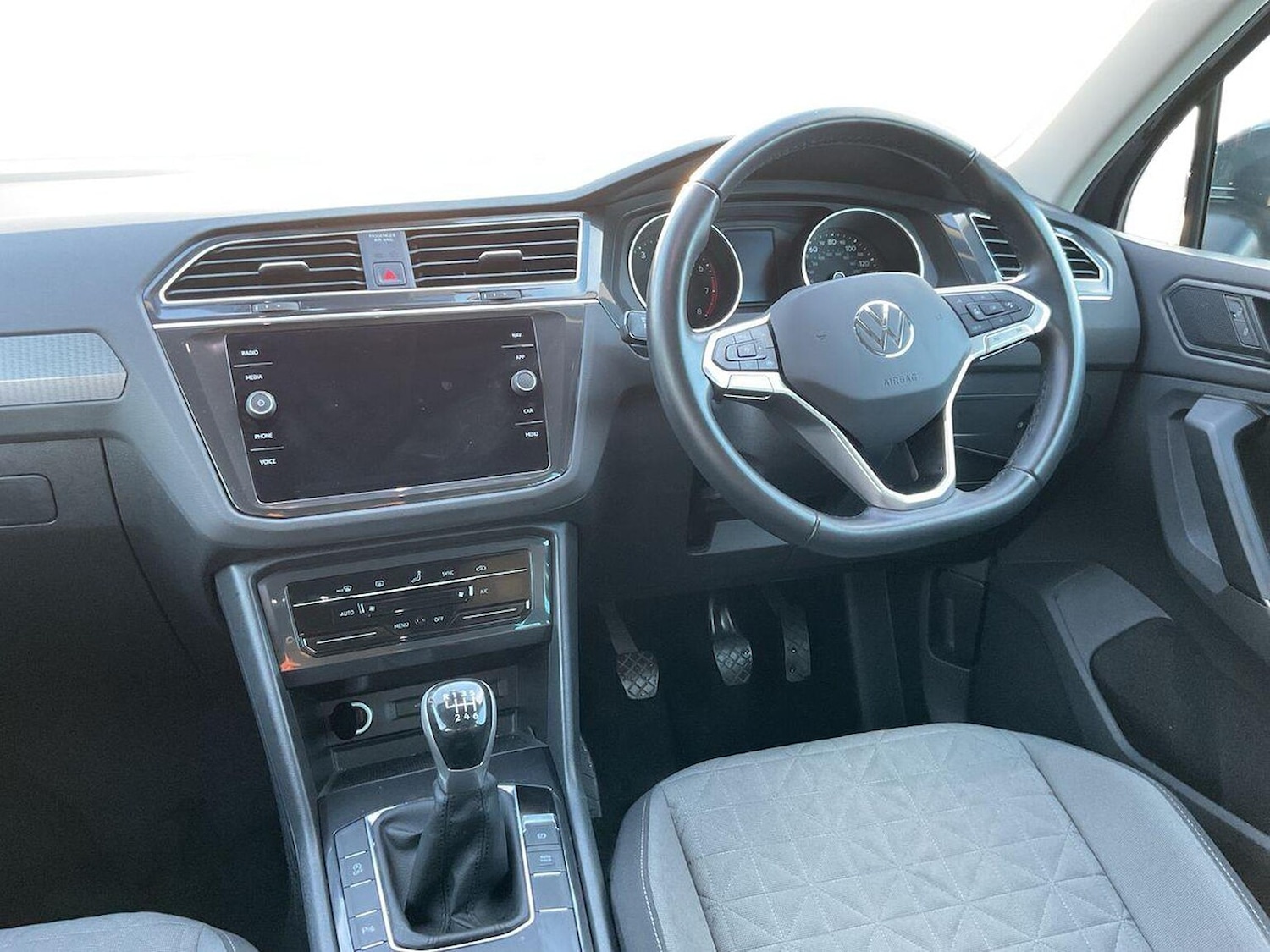 Used Volkswagen Tiguan 2022 for sale - 76831971: Photo 9