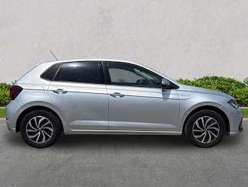 Used Volkswagen Polo 2023 for sale - 78723204: Photo