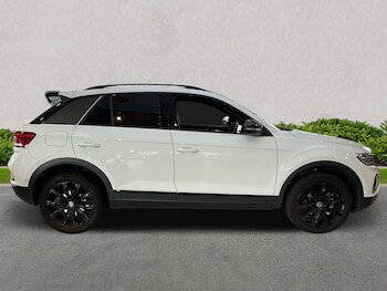 Used Volkswagen T-Roc 2022 for sale - 75958380: Photo