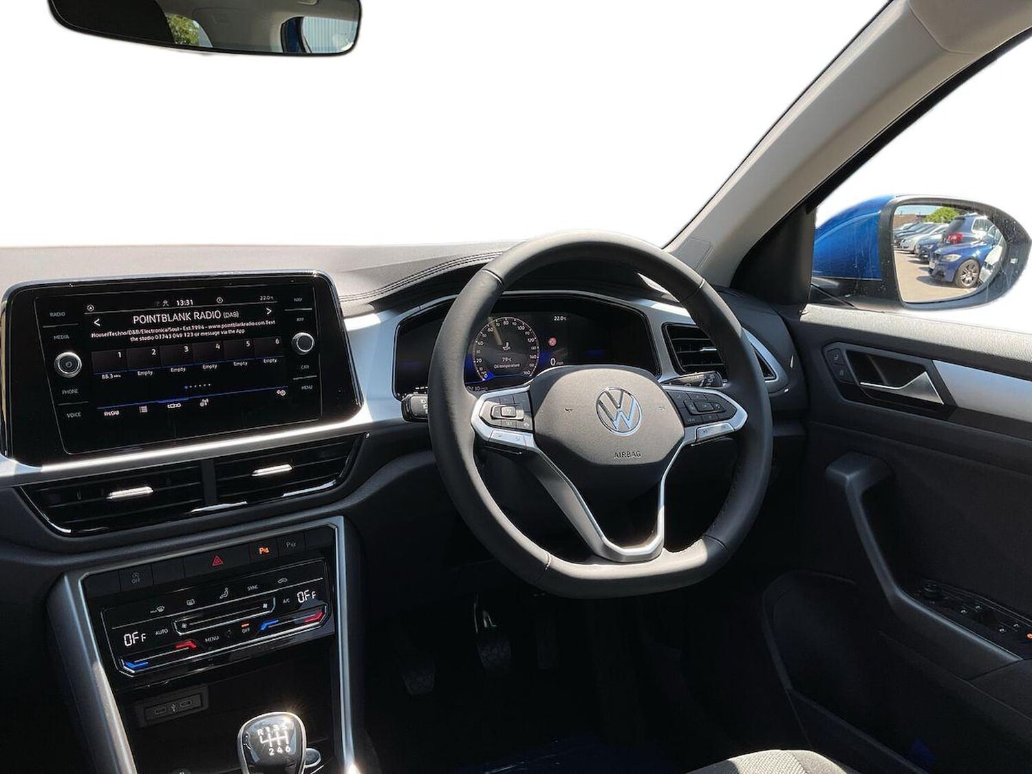 Used Volkswagen T-Roc 2025 for sale - 76159548: Photo 15