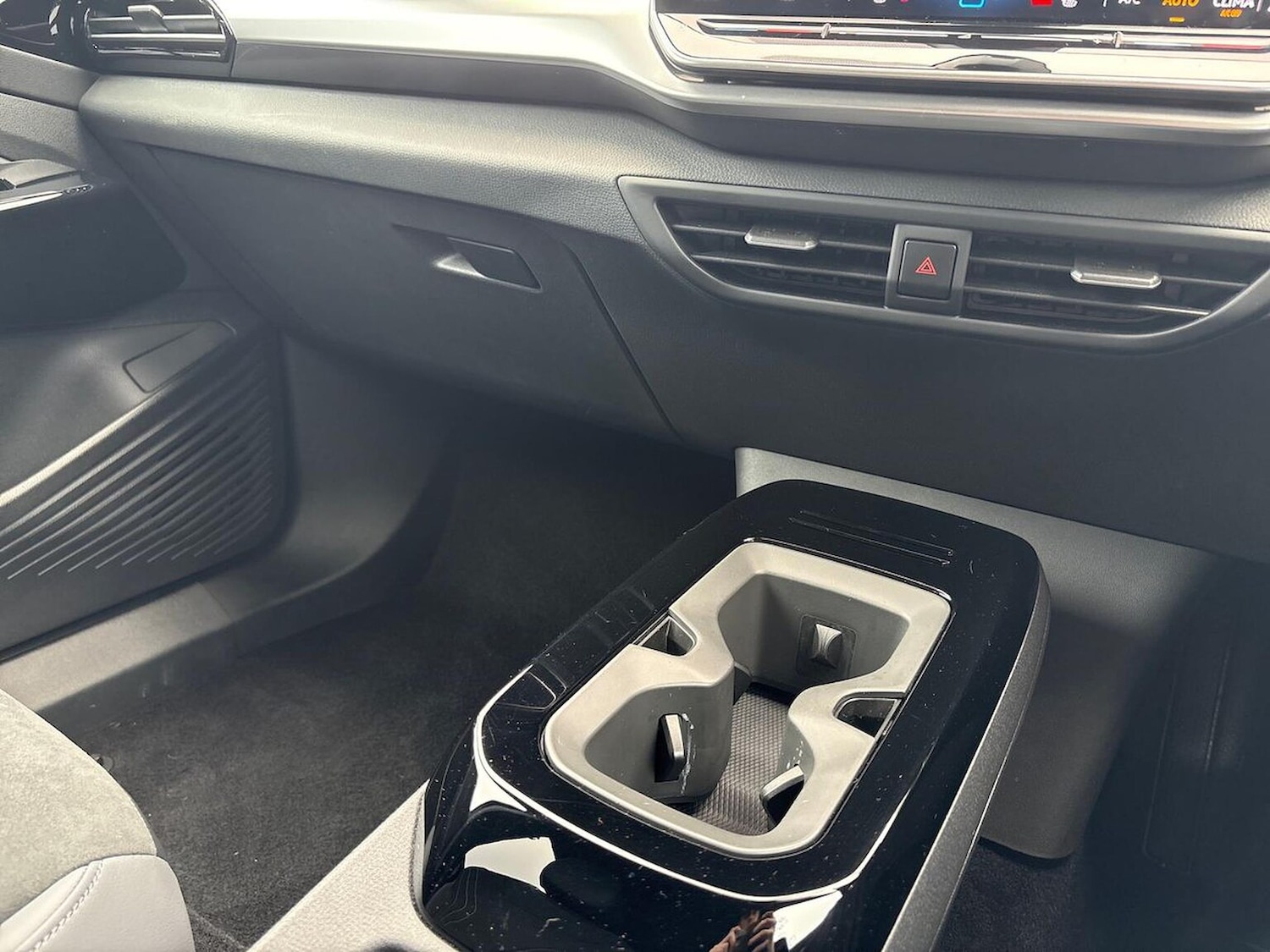 Used Volkswagen ID.4 2025 for sale - 77789570: Photo 13