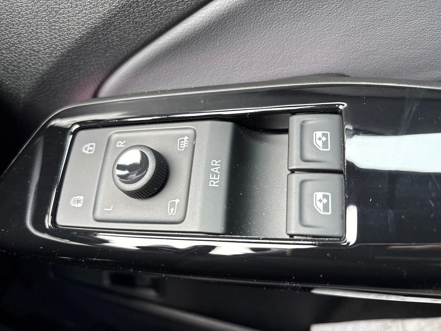 Used Volkswagen ID.4 2025 for sale - 77789570: Photo 21