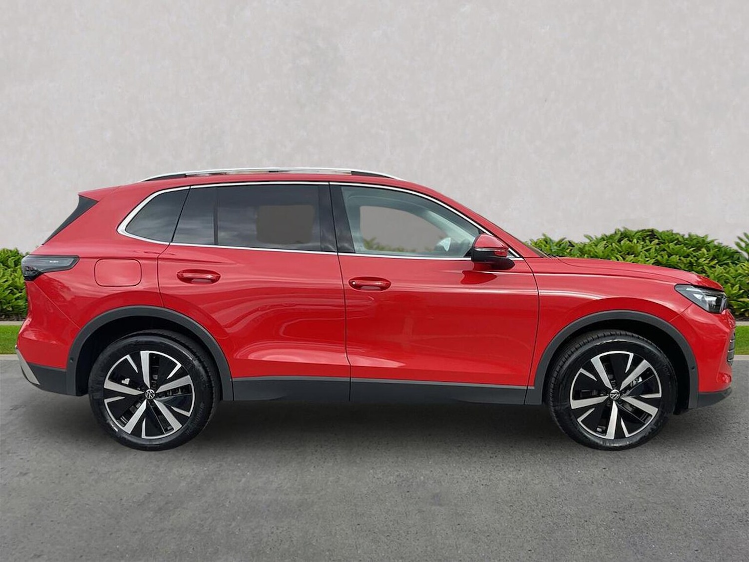 Used Volkswagen Tiguan 2025 for sale - 76264370: Photo 3