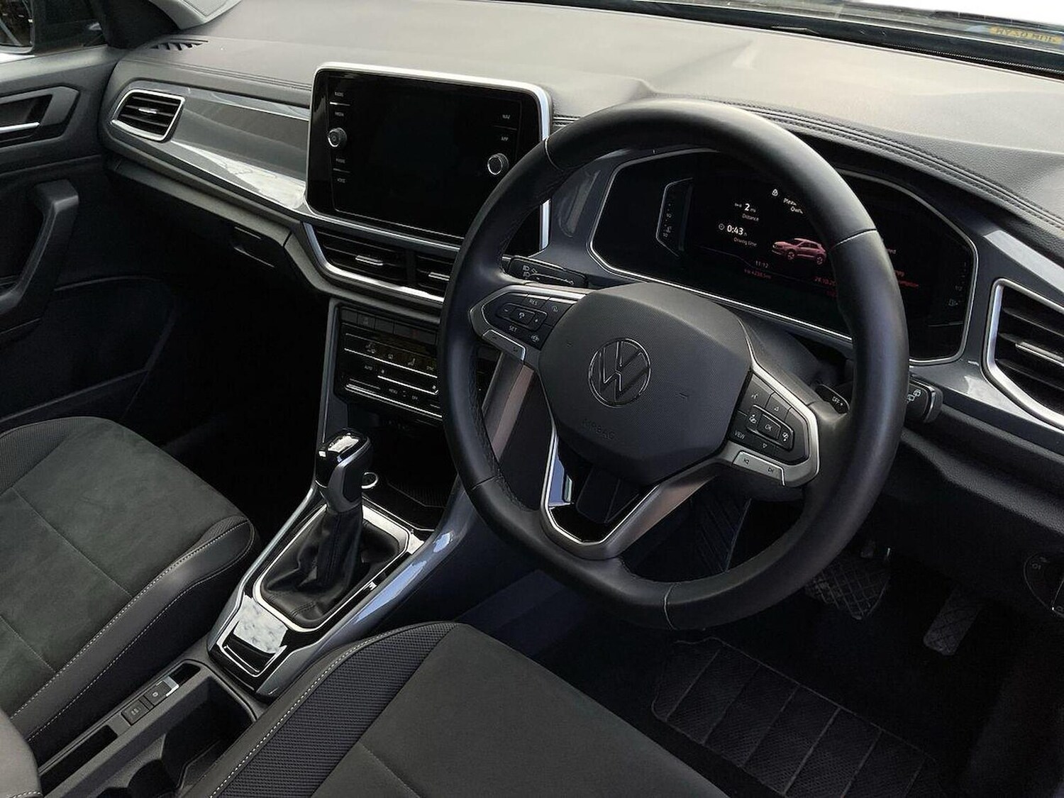 Used Volkswagen T-Roc 2024 for sale - 76392462: Photo 15
