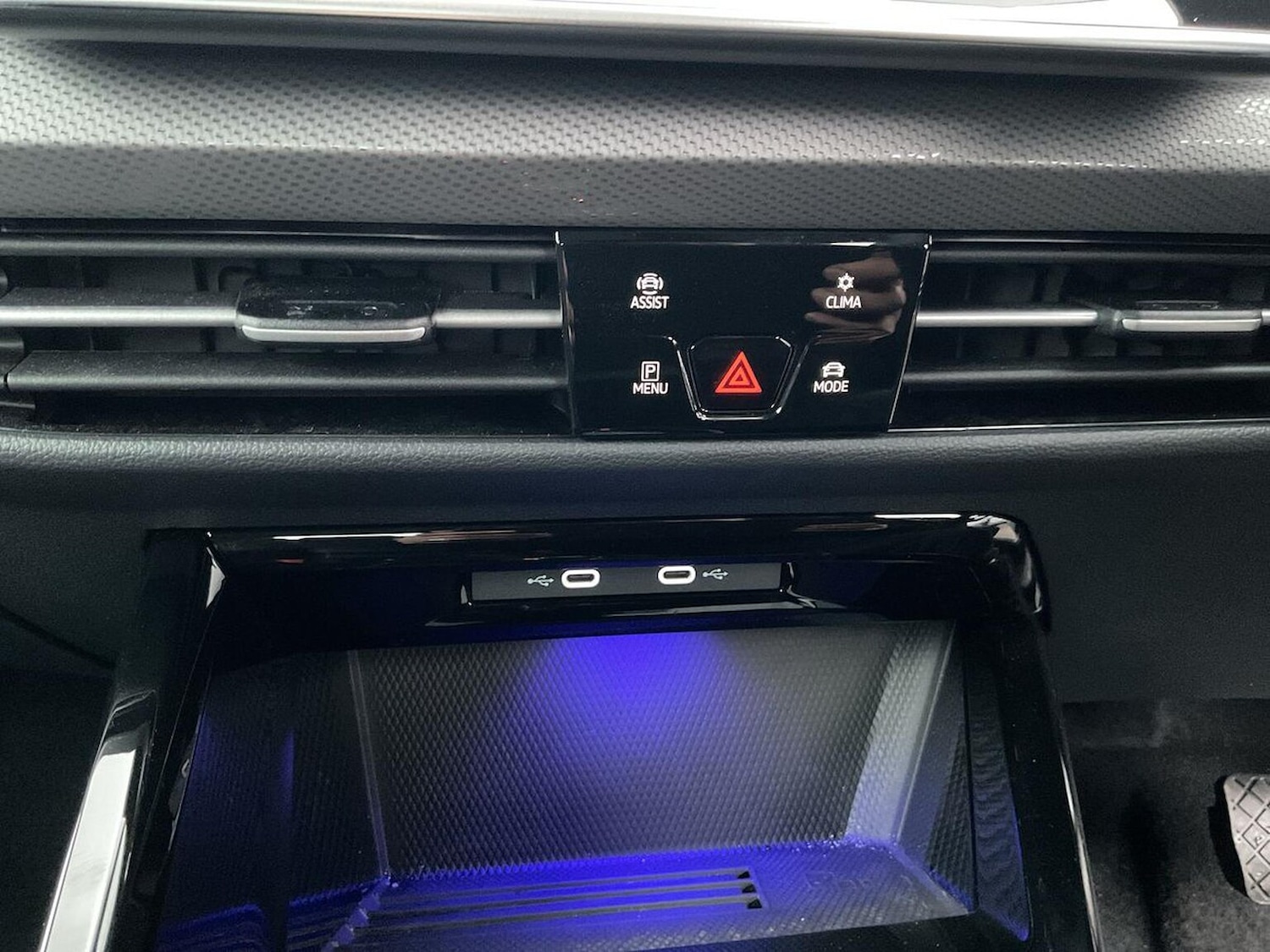 Used Volkswagen Golf 2025 for sale - 76924633: Photo 12