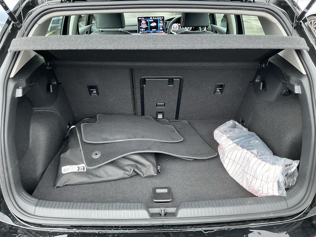 Used Volkswagen Golf 2025 for sale - 76924633: Photo 17