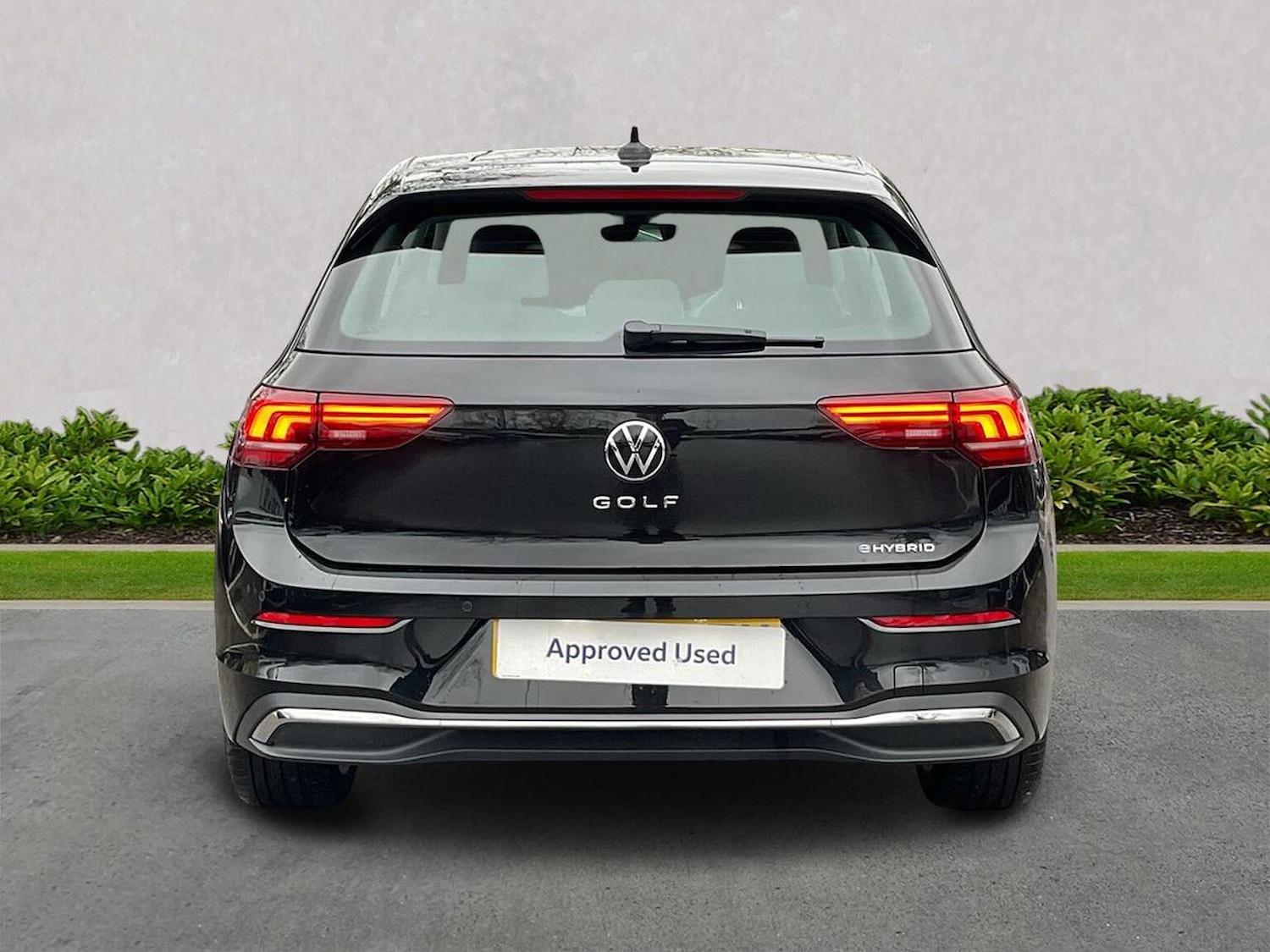 Used Volkswagen Golf 2025 for sale - 76924633: Photo 4