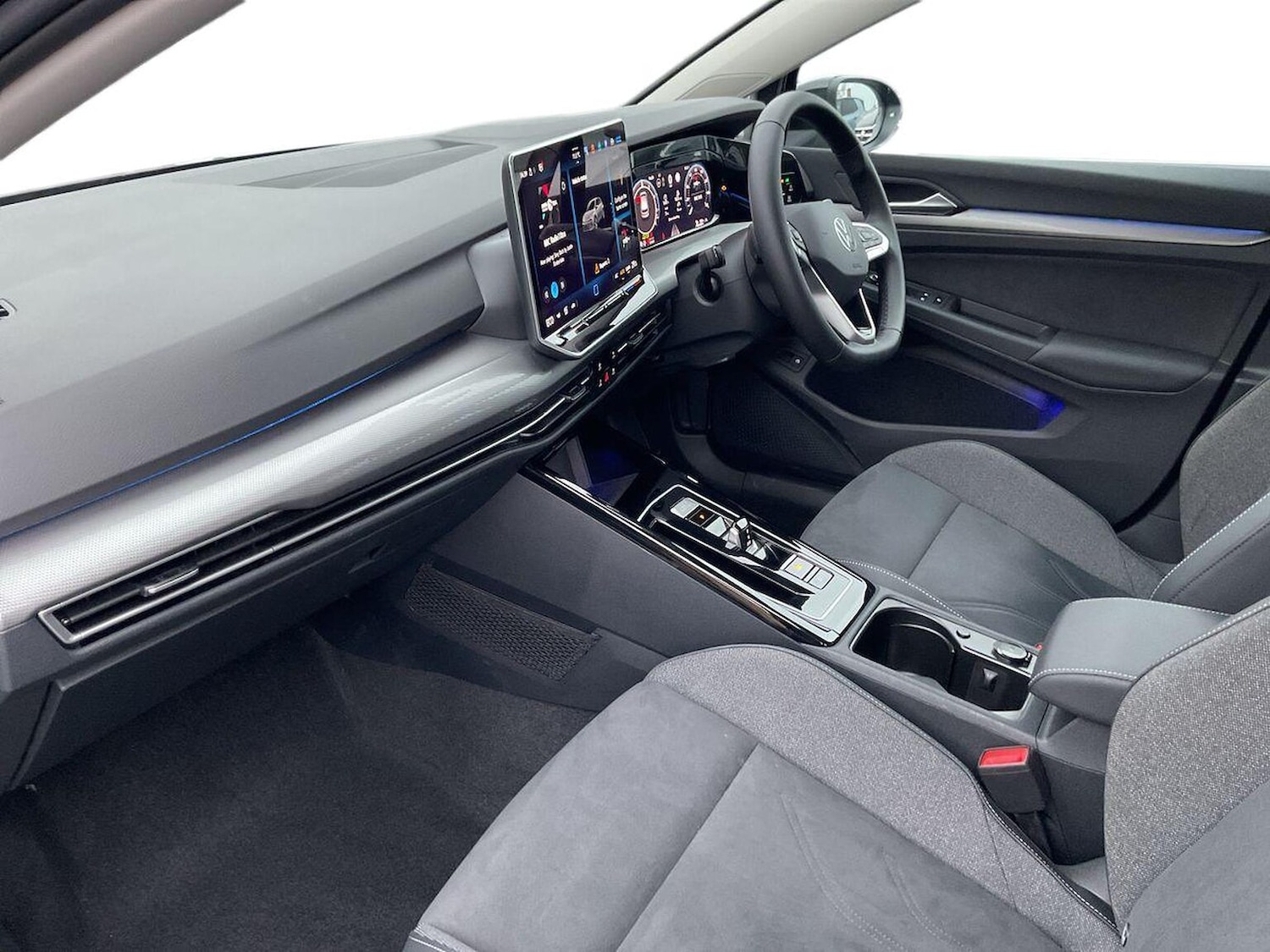 Used Volkswagen Golf 2025 for sale - 76924633: Photo 7