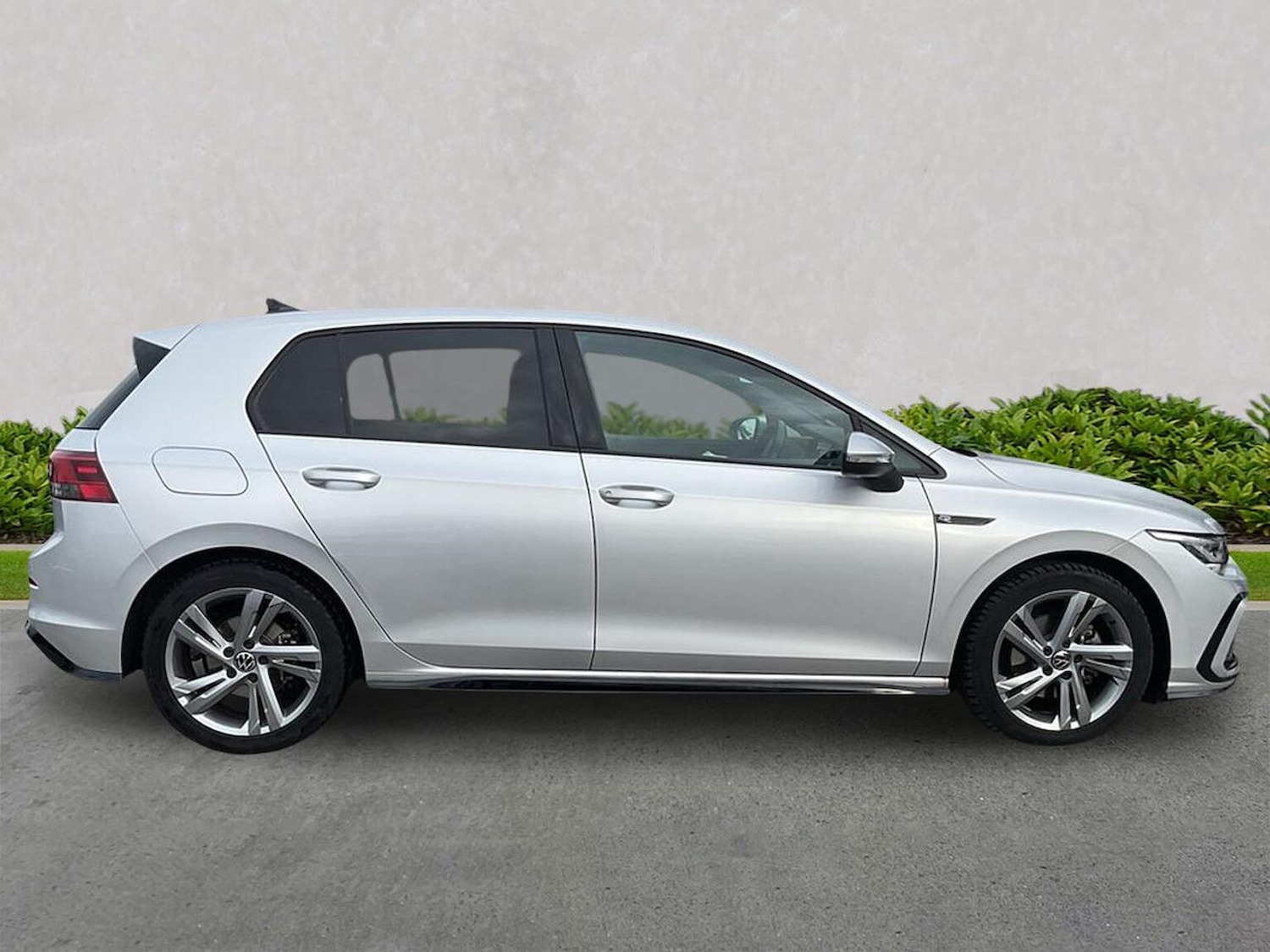 Used Volkswagen Golf 2024 for sale - 76555447: Photo 3