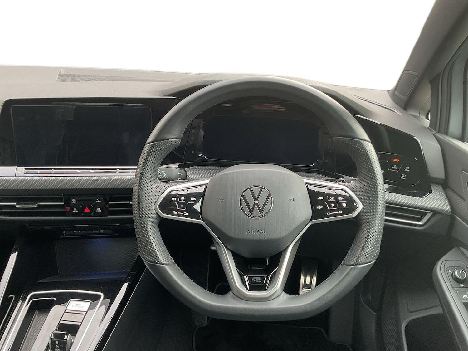 Used Volkswagen Golf 2024 for sale - 76555447: Photo 9