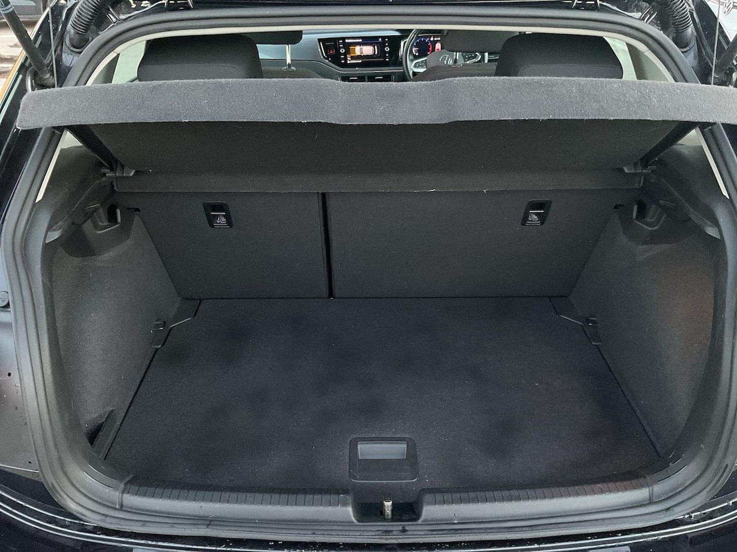 Used Volkswagen Polo 2024 for sale - 76613633: Photo 17