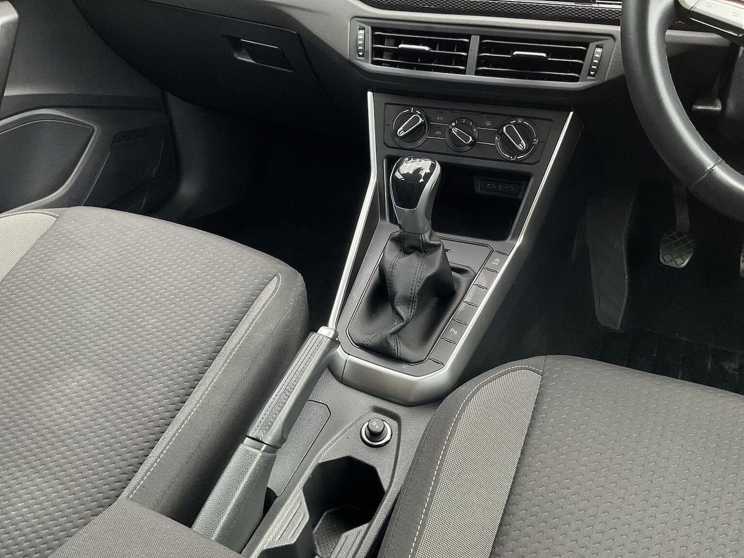 Used Volkswagen Polo 2022 for sale - 76497323: Photo 13