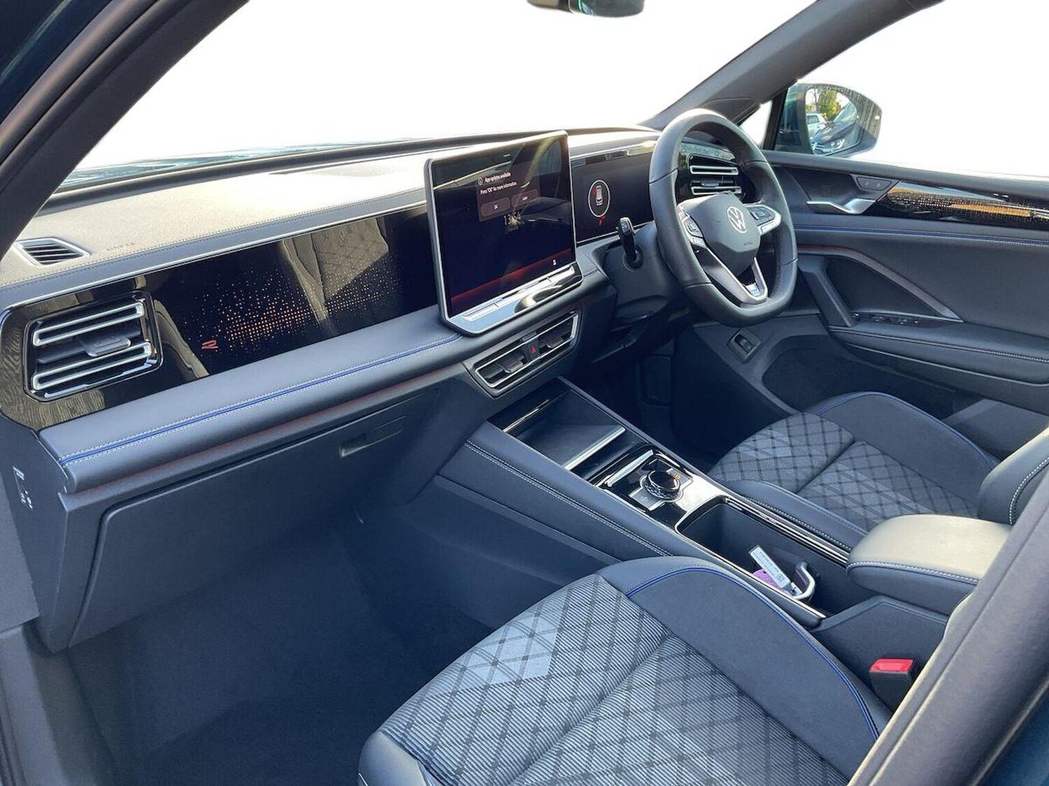 Used Volkswagen Tiguan 2025 for sale - 77676303: Photo 7