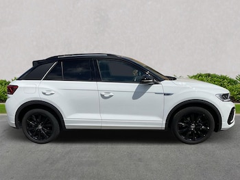 Used Volkswagen T-Roc 2023 for sale - 75556269: Photo