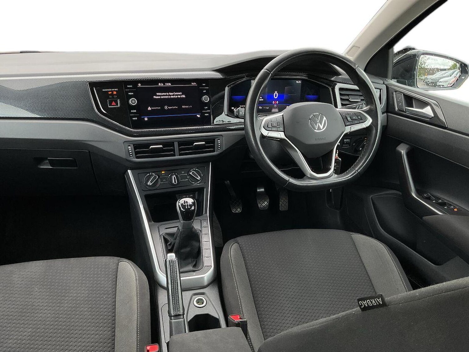 Used Volkswagen Polo 2022 for sale - 76396958: Photo 8