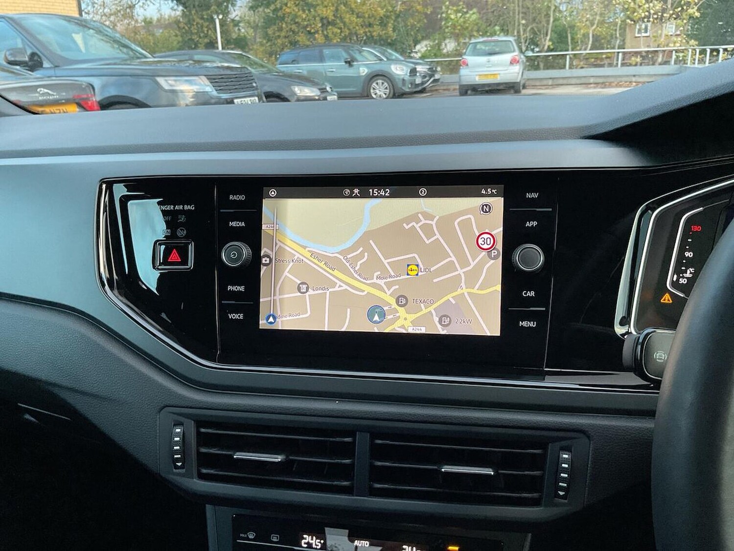 Used Volkswagen Polo 2024 for sale - 76637792: Photo 11