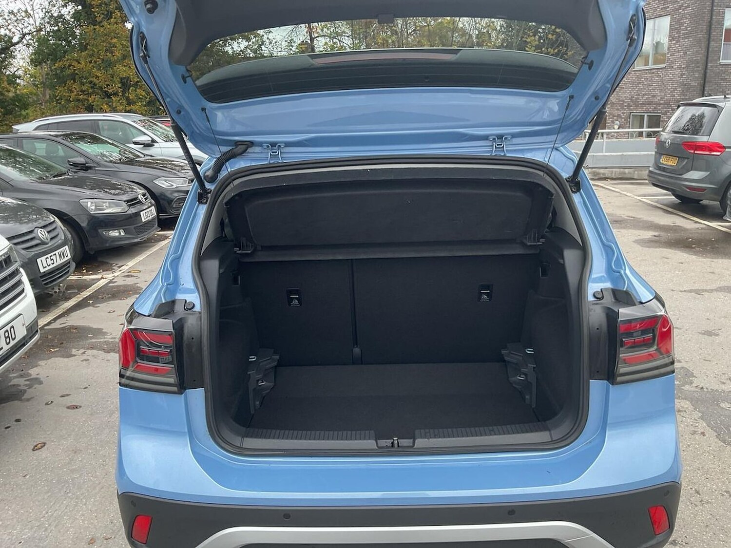 Used Volkswagen T-Cross 2025 for sale - 76591409: Photo 17