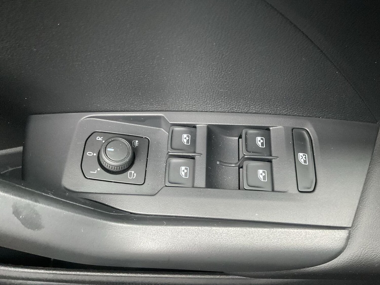 Used Volkswagen T-Cross 2025 for sale - 76591409: Photo 21