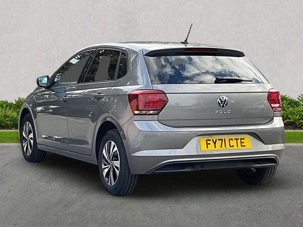 Used Volkswagen Polo 2021 for sale - 76264367: Photo 2