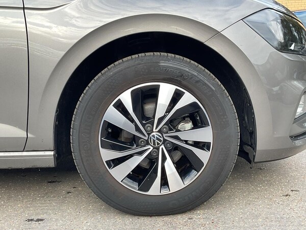 Used Volkswagen Polo 2021 for sale - 76264367: Photo 6