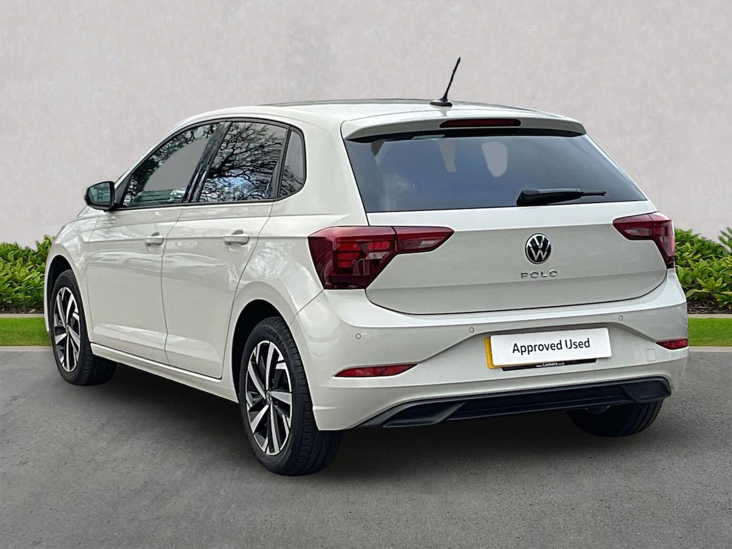 Used Volkswagen Polo 2024 for sale - 76947003: Photo 2