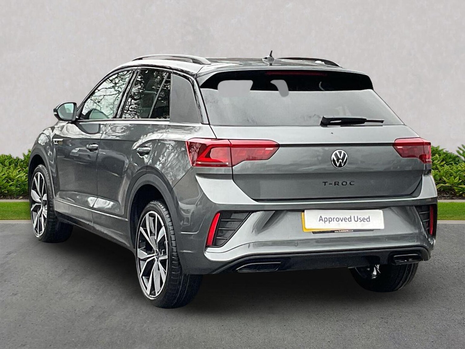 Used Volkswagen T-Roc 2025 for sale - 77528863: Photo 2