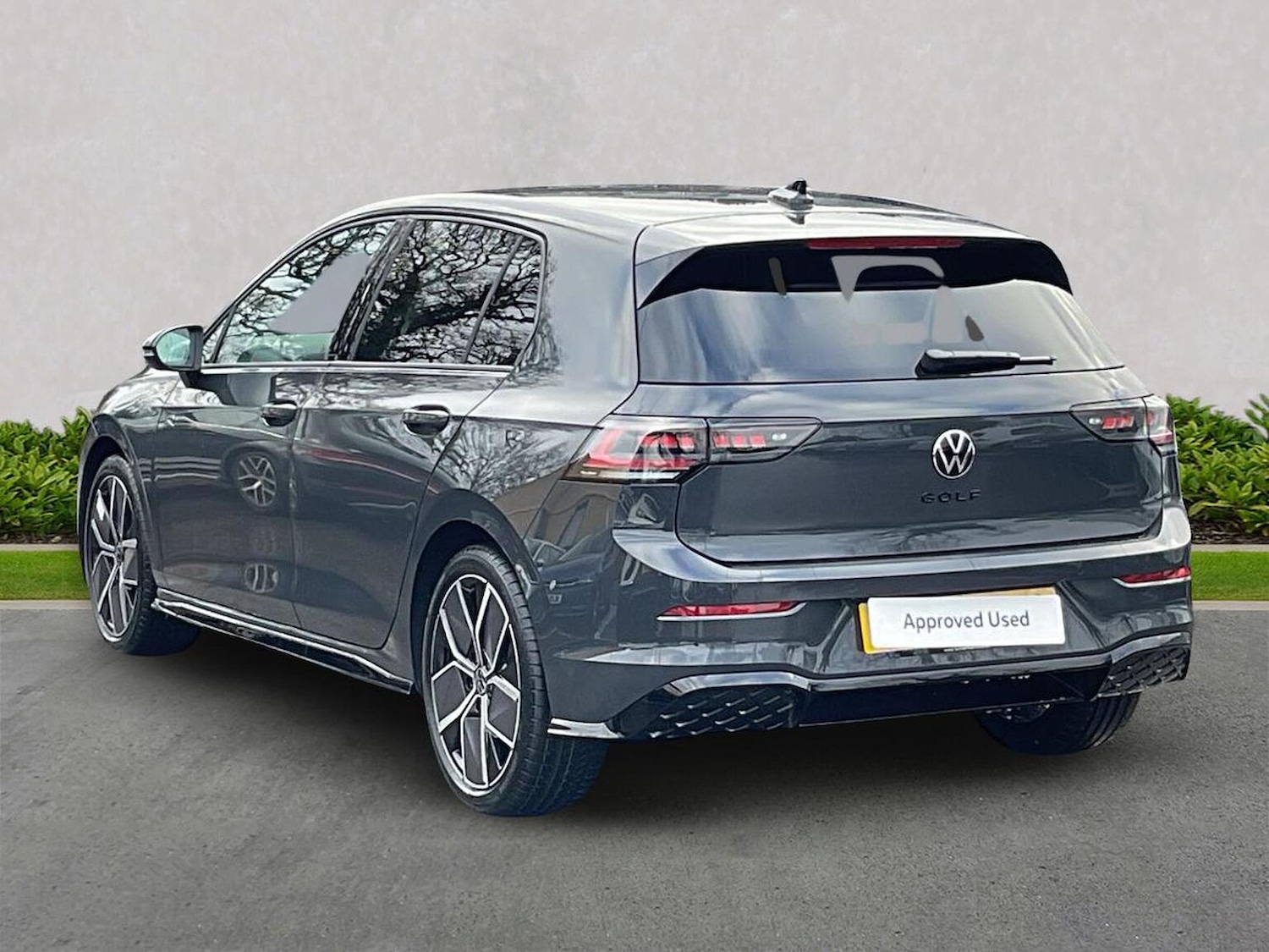 Used Volkswagen Golf 2025 for sale - 77528862: Photo 2