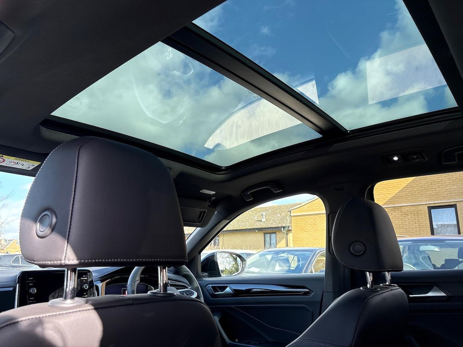 Used Volkswagen T-Roc 2026 for sale - 77896287: Photo 26