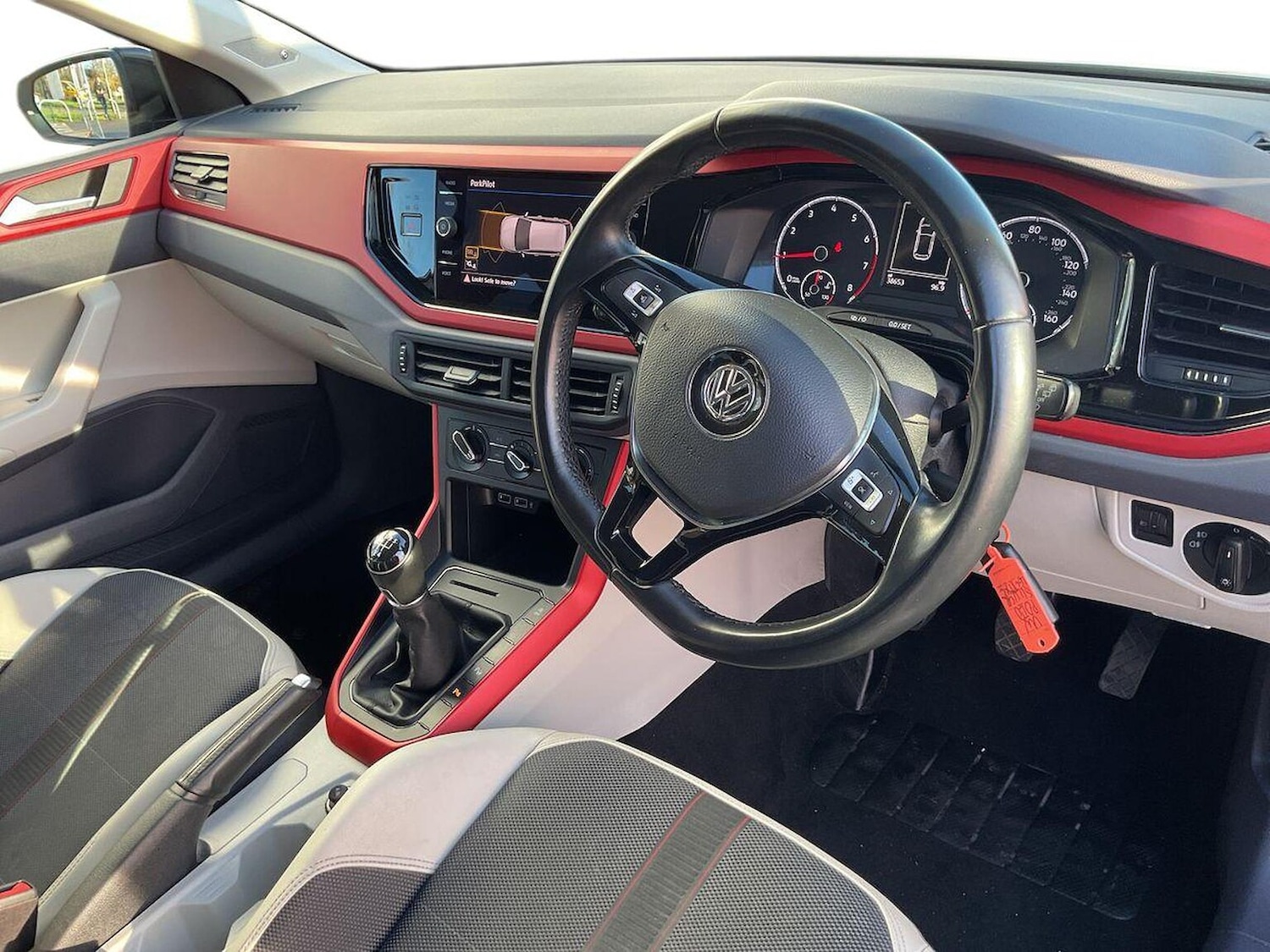 Used Volkswagen Polo 2018 for sale - 76777341: Photo 15